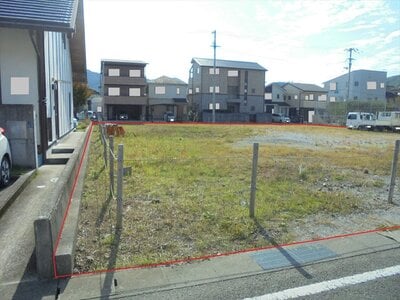 高知県高知市 桟橋通三丁目駅3分 土地 9,152万円の官公庁公売物件 #1