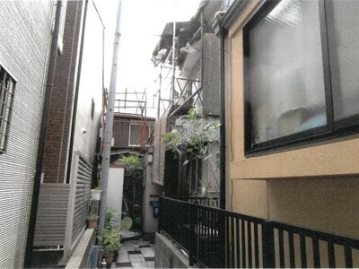 京都府長岡京市 長岡天神駅10分 一戸建て 246万円の競売物件 #1