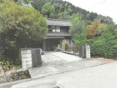 滋賀県長浜市 田村駅 一戸建て 222万円の競売物件 #1