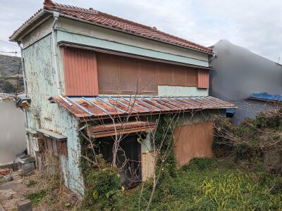 静岡県賀茂郡東伊豆町 伊豆稲取駅4分 一戸建て 60万円の官公庁公売物件 #1