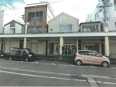 新潟県加茂市 加茂駅4分 一戸建て 352万円の競売物件 #1