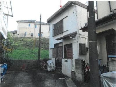 神奈川県川崎市高津区 武蔵新城駅18分 戸建て 631万円の競売物件 #1