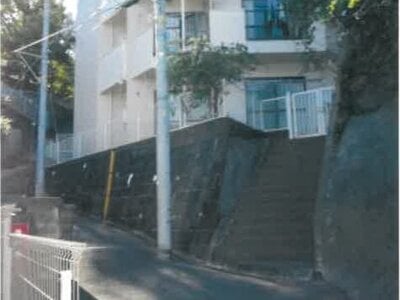 神奈川県横浜市南区 弘明寺駅6分 マンション「ヴィラコート弘明寺」530万円の競売物件 #1