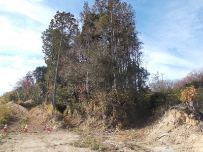 (値下げ) 奈良県生駒郡平群町 元山上口駅28分 土地 468万円の官公庁公売物件 #2