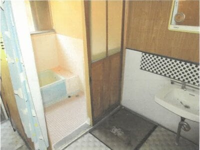 (値下げ) 富山県高岡市 高岡やぶなみ駅22分 戸建て 152万円の競売物件 #4