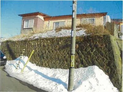 北海道室蘭市 室蘭駅24分 戸建て 99万円の競売物件 #1