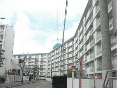 大阪府豊中市 桃山台駅5分 マンション「千里桃山台セントポリア」813万円の競売物件 #1