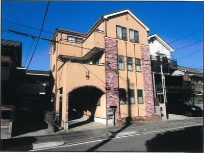神奈川県横浜市鶴見区 京急鶴見駅14分 戸建て 2,119万円の競売物件 #1