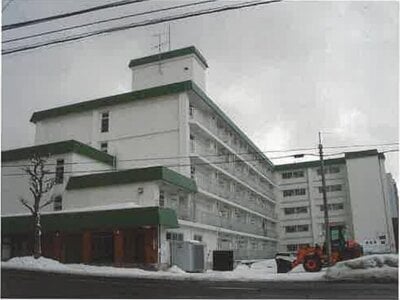 北海道札幌市豊平区 南平岸駅4分 マンション「ホワイトヒルハウス」88万円の競売物件 #1