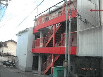 大阪府箕面市 箕面萱野駅22分 戸建て 1,583万円の競売物件 #1