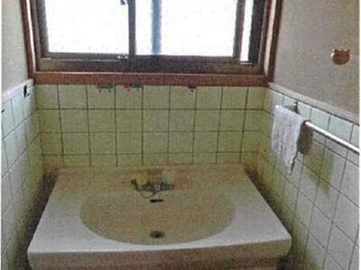 (値下げ) 愛媛県西予市 伊予石城駅 戸建て 386万円の競売物件 #24