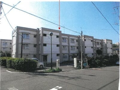 神奈川県横浜市磯子区 屏風浦駅9分 マンション「久良岐ヶ丘団地」579万円の競売物件 #1