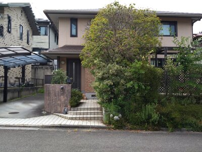 愛媛県松山市 道後温泉駅 戸建て 600万円の官公庁公売物件 #1