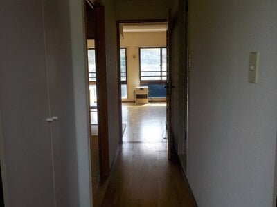 新潟県南魚沼郡湯沢町 マンション「ダイアパレス苗場」12万円の官公庁公売物件 #4
