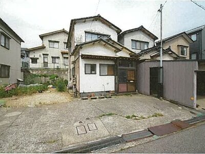 石川県金沢市 粟ヶ崎駅9分 戸建て 189万円の競売物件 #1