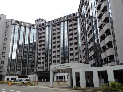新潟県南魚沼郡湯沢町 マンション「西武ヴィラ苗場クリスタル」17万円の官公庁公売物件 #1