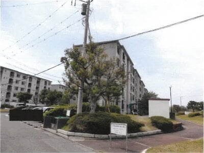 神奈川県横須賀市 馬堀海岸駅9分 マンション「西武郊外マンションマボリシーハイツ」990万円の競売物件 #1