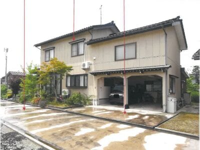 富山県黒部市 電鉄石田駅18分 戸建て 402万円の競売物件 #1