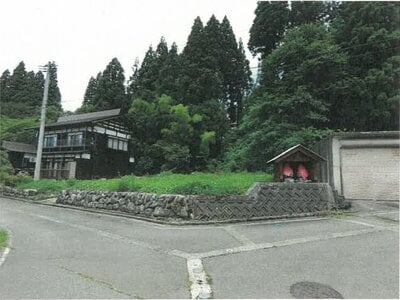 新潟県南魚沼郡湯沢町 岩原スキー場前駅23分 土地 93万円の競売物件 #1
