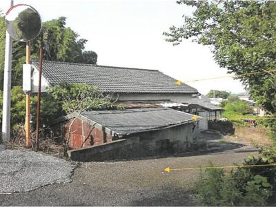 鹿児島県指宿市 宮ヶ浜駅26分 戸建て 154万円の競売物件 #1