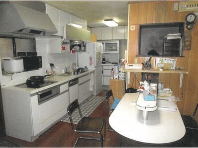 京都府京都市下京区 梅小路京都西駅7分 マンション 270万円の競売物件 #2