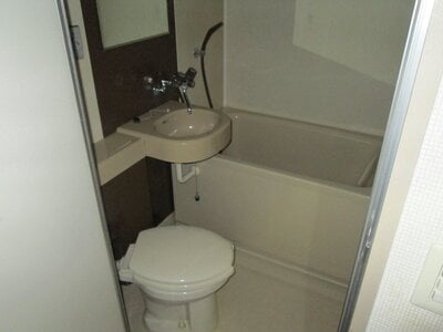 新潟県南魚沼郡湯沢町 岩原スキー場前駅15分 マンション「ダイカンプラザ・スポーツメント湯沢」15万円の官公庁公売物件 #6