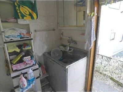 (値下げ) 青森県八戸市 白銀駅10分 戸建て 273万円の競売物件情報 #9