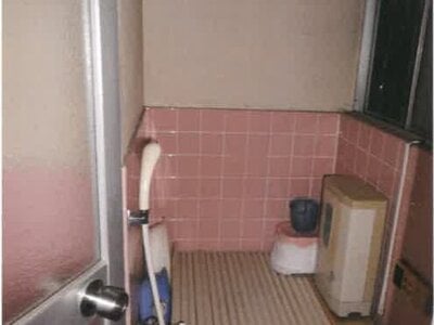 (値下げ) 神奈川県横浜市泉区 いずみ中央駅9分 戸建て 827万円の競売物件情報 #3